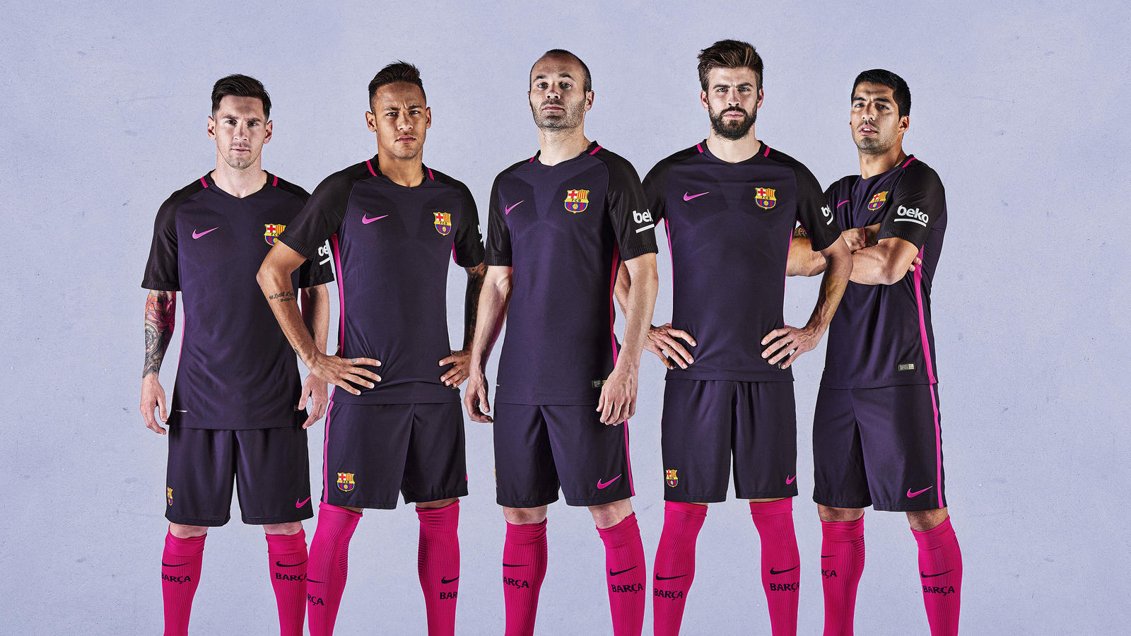 FC_Barcelona_Nike_Away_1617_1