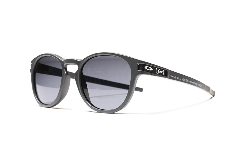 fragment-design-oakley-latch-sunglasses-1