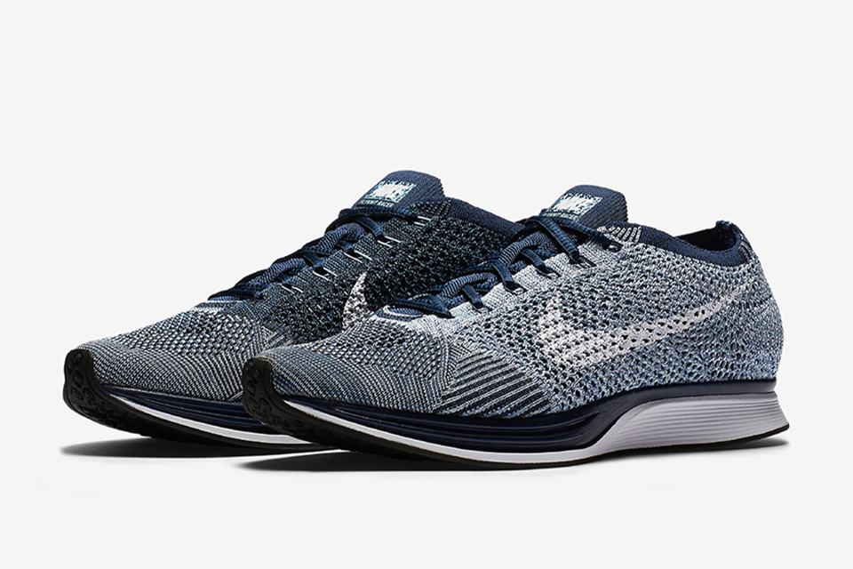 flyknit-racer-blue-tint-1