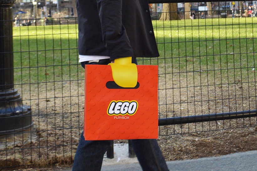 lego-playbox-shopping-bag-0