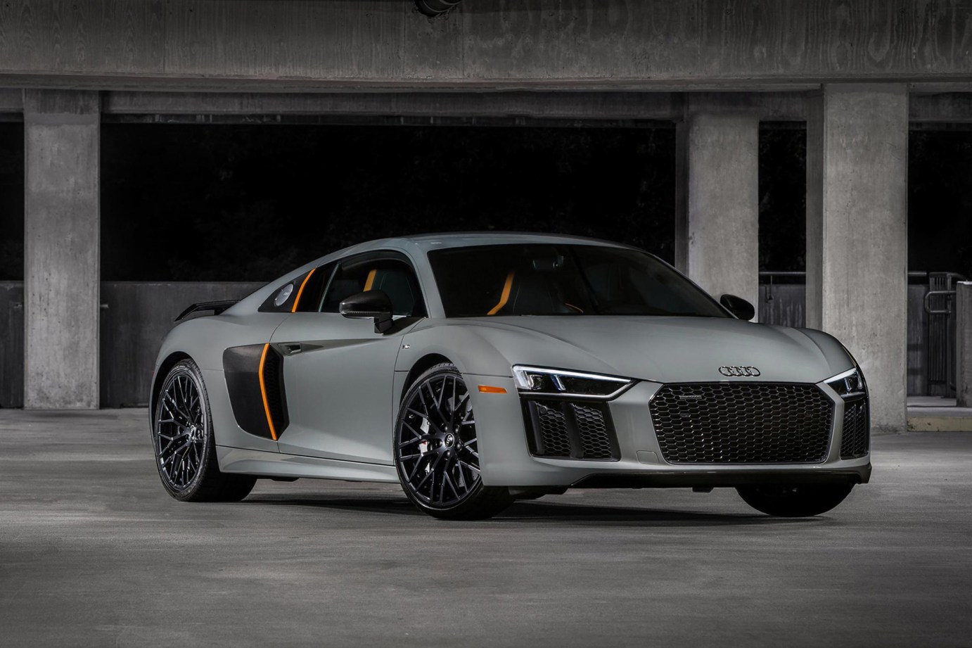 audi-limited-edition-r8-v10-plus-exclusive-1001