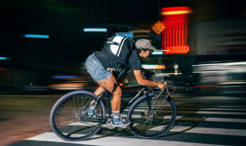 Radfahrer bei Nacht